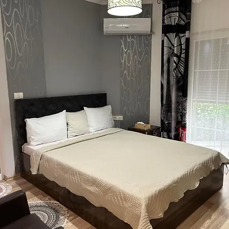 Royal Tetovo